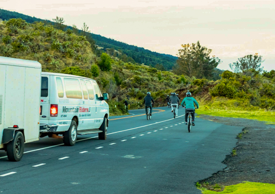 haleakala sunrise bike tour on crater road maui 
