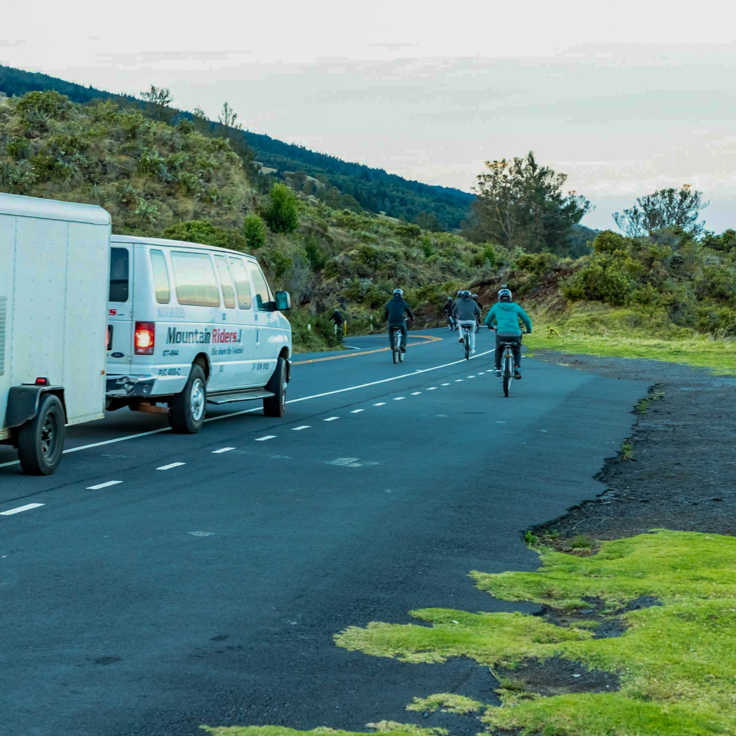 haleakala sunrise bike tour on crater road maui