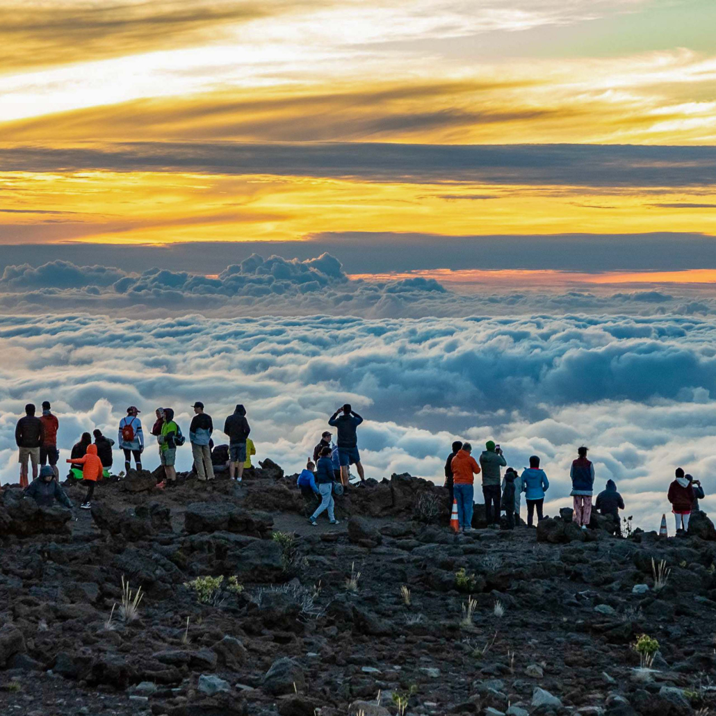 haleakala sunset crowd along summit road maui