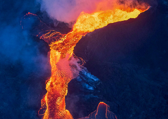 kilauea lava flow big island paradise helicopters