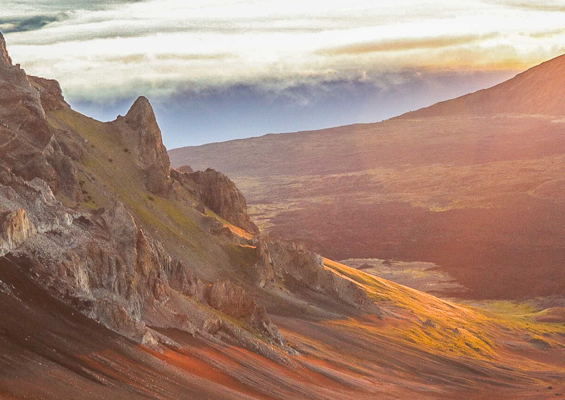 valley isle excursions sunrise haleakala crater sunrise slopes summit 