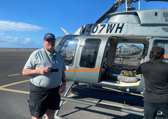 paradisecopters hilo helicopter tour slide pilot