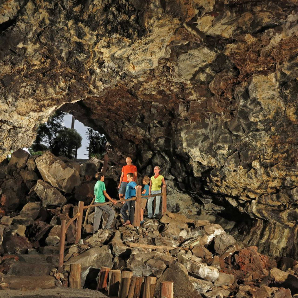 hawaii forest hawaii volcano unveiled cave