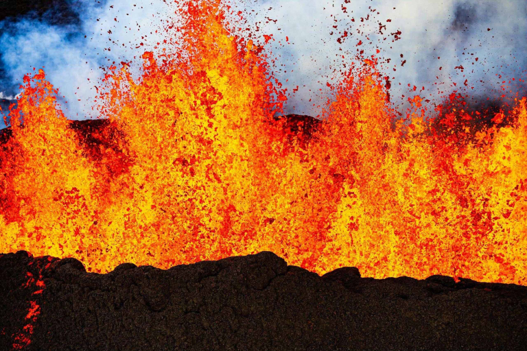 the mauna loa eruption big island