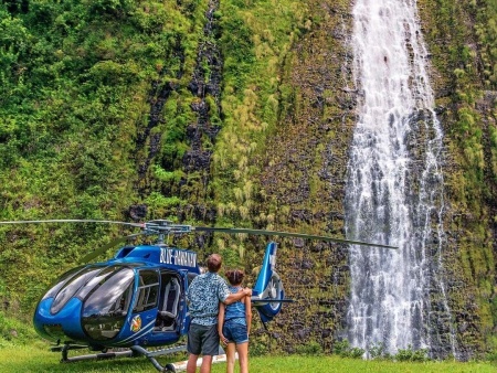 see the majestic waterfall big island spectacular helicopter tour hawaii