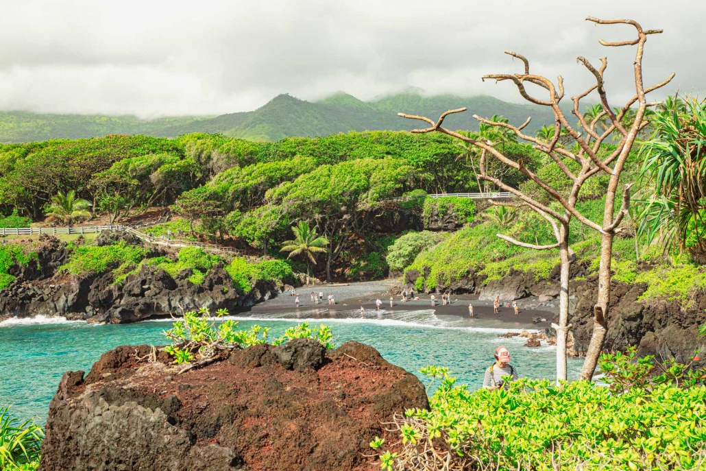 gorgeous views of black sand beach maui hawaii