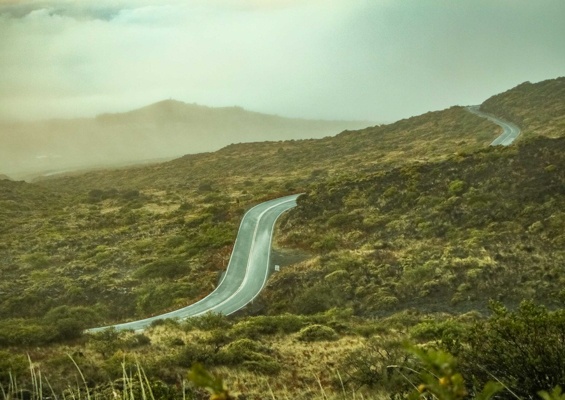 haleakala national park crater road rain maui