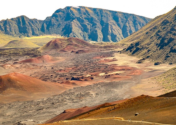 haleakala national park summit crater sliding sands trail