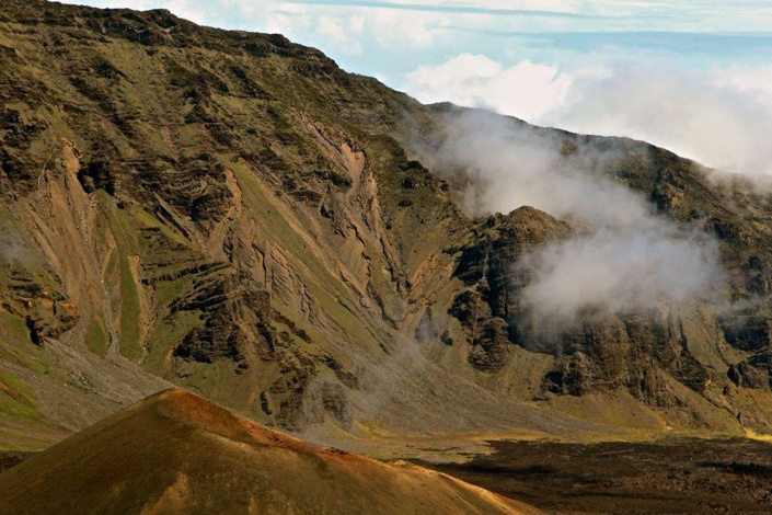 bluehawaiian haleakala crater